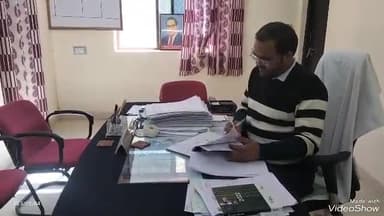 रानीवाड़ा: उपखंड के स्टाम्प वेंडर रहे हड़ताल पर, एसडीएम व तहसीलदार को सौंपा ज्ञापन