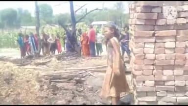 अलौली: मानिकचक उखरोड़ा गांव में लगी आग, लाखों की संपत्ति जलकर हुई राख