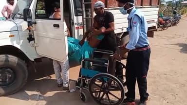 ଅମ୍ବାଭୋନା: ସାହ୍ଲେପାଲି ଗ୍ରାମ ରାସ୍ତାରେ ବାଇକରୁ ପଡି ମହିଳା ଗୁରୁତର, ବରଗଡ ସରକାରୀ ଡାକ୍ତରଖାନା  ସ୍ଥାନାନ୍ତରିତ