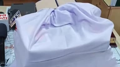 हांसी: गांधी कॉलोनी में तीन युवकों से पुलिस ने ₹3760200 की नकदी व 20 मोबाइल फोन किए बरामद