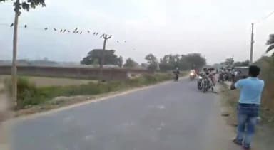 हरलाखी: ईद को लेकर हरलाखी पुलिस ने SDPO के नेतृत्व में क्षेत्र में निकाला फ्लैग मार्च