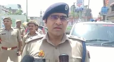 गाज़ियाबाद: नगर जोन क्षेत्र में अलविदा जुमा व ईद-उल-फितर त्योहार पर सुरक्षा व्यवस्था के दृष्टिगत नगर में निकाला जाएगा फ्लैग मार्च