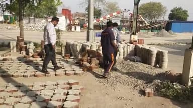 नगरनिगम सिंगरौली का कचड़ा प्लांट जहाँ पूरे 45 वार्डो से कचड़ें को एकत्रित किया जाता है जो गनियारी में स्थित है