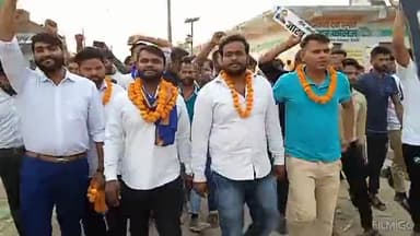 भीम आर्मी आजाद समाज पार्टी कांशीराम के कार्यकर्ताओं  #नगीना लोकसभा क्षेत्र नजीबाबाद विधानसभा ग्राम मोहबतपुर मे हुआ जोरदार स्वागत। धर्मराज हल्दिया आसपा बिजनौर