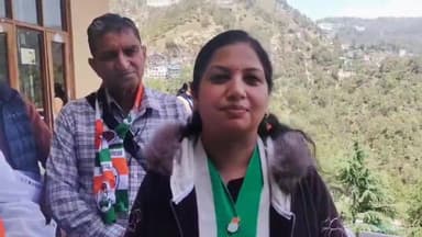 शिमला ग्रामीण: नगर निगम शिमला कच्चीघाटी से कांग्रेस प्रत्याशी किरण शर्मा ने तारादेवी में कहा: वह जीत कर प्रत्येक समस्या का हल करेंगी