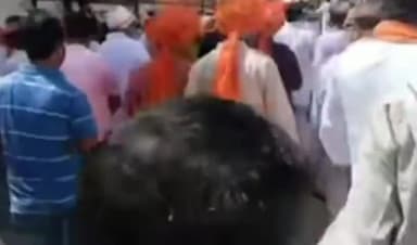 आज भगवान परशुराम जन्मोत्सव के शुभ अवसर पर नरवर में रैली डीजे के साथ बड़े धूमधाम से निकाली गई