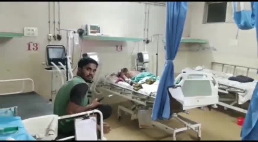 కాజులూరు: తిప్పరాజుపాలెం గ్రామంలో కుక్కల బీభత్సం, శునకాల దాడిలో ఓ బాలుడికి గాయాలు, GGHలో చికిత్స