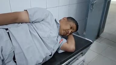 धनौरा: गजरौला थाने के गेट पर तेज रफ्तार बाइक सवार ने होमगार्ड कंपनी कमांडेंट को मारी जोरदार टक्कर डॉक्टर ने किया रेफर