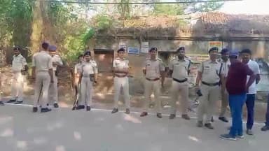 खगौल: खगौल में ईद को लेकर प्रशासन पूरी तरह मुस्तैद रही प्रशासन की ओर से ठंडा भी पिलाई गई