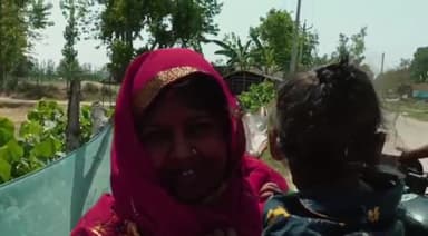 नानपारा: अलीनगर गांव में पीड़ित महिला के द्वारा ऑनलाइन अप्लाई करवाने के बावजूद नहीं बना राशनकार्ड