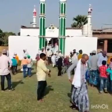 अरवल: ईद के मौके पर अबगिला मस्जिद में मुस्लिम समुदाय के लोगों ने अकीदत के साथ अदा की नमाज