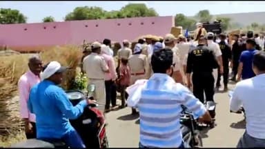 लक्ष्मणगढ़: तिलकपुर में पुलिस पहरे में शुरू हुई दलित दूल्हे की बारात, पुलिस व प्रशासनिक अधिकारी रहे मौजूद