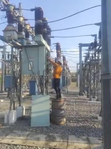 कांकेर: जिले में बीती रात हुई तेज बारिश के कारण कांकेर में 88, भानु में 100 व पखांजूर संभाग में 18 बिजली के खंभे हुए क्षतिग्रस्त