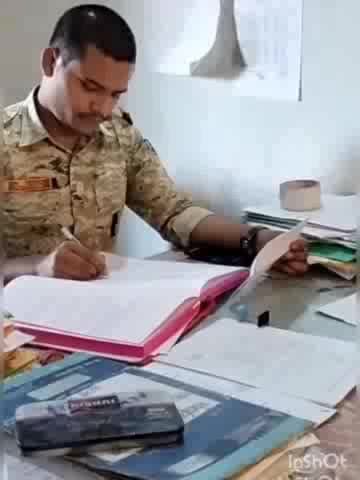 कांकेर: सुभाष वार्ड मछली बाजार के समीप ऑनलाइन सट्टा खिला रहे आरोपी को पुलिस ने किया गिरफ्तार