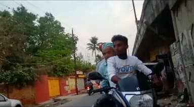 देेेवरिया: कसया ढ़ाले के पास बाइक सवार बुजुर्ग को अज्ञात वाहन ने मारी ठोकर, घायल