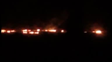 देेेवरिया: देवरिया कसया मार्ग पर रात के समय जलते दिखे खेत ,प्रशासक बेपरवाह, नहीं किया जा रहा  किसानों को जागरूक