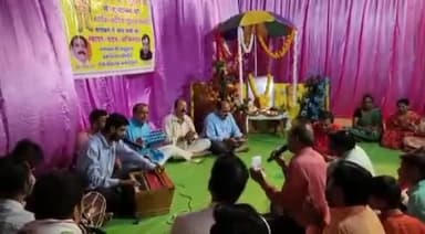 होशंगाबाद नगर: नर्मदा पुरम शहर के सुभाष चौक स्थित गोपाल मंदिर में भगवान परशुराम जन्मोत्सव को लेकर तीन दिवसीय आयोजन का हुआ समापन