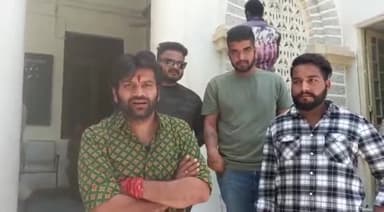 बड़गांव: राज्य मंत्री चतराराम द्वारा भगवान राम पर दिए विवादित बयान के विरोध में युवाओं ने कलेक्ट्रेट में कलेक्टर को सौंपा ज्ञापन