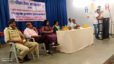 होशंगाबाद नगर: शहर के शासकीय नर्मदा महाविद्यालय में निशुल्क ड्राइविंग ट्रेनिंग कार्यक्रम हुआ आयोजित