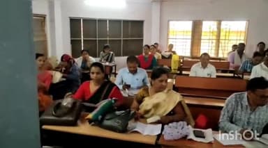 गुना नगर: शासकीय उच्चतर माध्यमिक विद्यालय क्रमांक-1 पर कक्षा 5वीं व 8वीं की बोर्ड परीक्षा की कॉपी का मूल्यांकन हुआ शुरू, जांच जारी