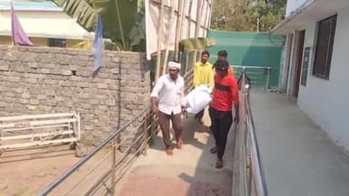 अंबिकापुर: फांसी लगाने के बाद उपचार के दौरान मृत खड़गवां निवासी व्यक्ति के शव को परिजनों को किया गया सुपुर्द