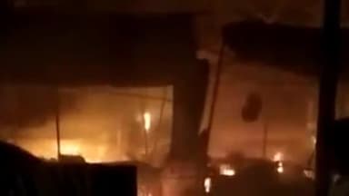 बहराइच: बहराइच सैय्यद सालार मसऊद गाजी रह. अलैह. की दरगाह जाने वाले मुख्य मार्ग पर टीनशेड दुकानो मे लगी आग 7 दुकाने जलकर हुई खाक