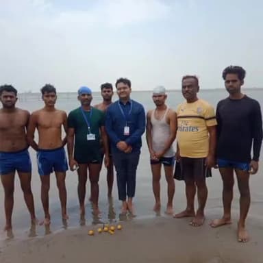 सोनपुर: सबलपुर बाबा घाट पर बच्चों के लिए 12 दिवसीय तैराकी प्रशिक्षण शिविर का हुआ आयोजन, सीओ ने किया शुभारंभ