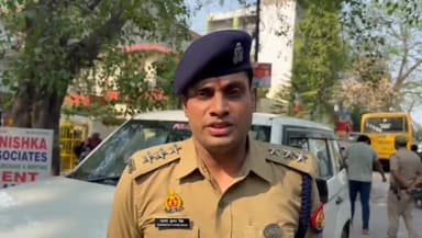 गाज़ियाबाद: वसुंधरा सेक्टर 5 स्थित पार्क में पेड़ से लटका मिला एक युवक का शव, पुलिस ने शव को कब्जे में लेकर पोस्टमार्टम के लिए भेजा