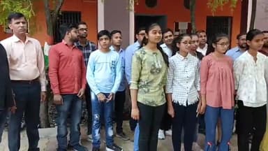 धनौरा: यूपी बोर्ड परीक्षा परिणाम में यश पब्लिक स्कूल व नारायण स्मृति स्कूल के विद्यार्थियों का ज़िले में टॉपर लिस्ट में आया नाम