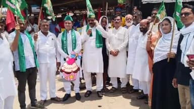 फारबिसगंज: आज राष्ट्रीय जनता दल के जिला अध्यक्ष मनोनीत किए गए मनीष यादव को