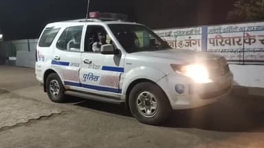 गोटेगांव: वाटिका ढाबा के पास अज्ञात वाहन की टक्कर से लगुन समारोह में शामिल होकर लौट रहे बाइक सवार एक युवक की हुई मौत अन्य 2 घायल