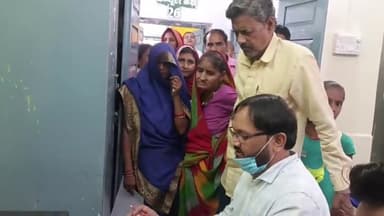 अजयगढ़: खंड चिकित्सा अधिकारी केपी राजपूत ने अजयगढ़ में बढ़ते तापमान के दृष्टिगत लोगों को दी लू से बचने की सलाह