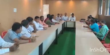 दनियावां: दनियावां प्रखंड सभागार भवन में आयोजित बीडीसी की बैठक में हुआ जमकर हंगामा