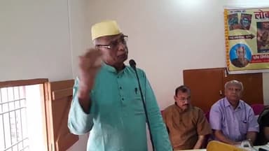 बेगूसराय: पिपरा में पुस्तक लोकार्पण कार्यक्रम का हुआ आयोजन, कई लोग रहे मौजूद