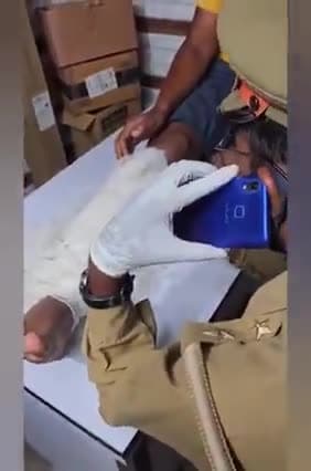 सोना तस्करी में पकड़ा गया युवक, 
तस्करी करने का क्या आइडिया निकाला
लेकिन पकड़ा गया