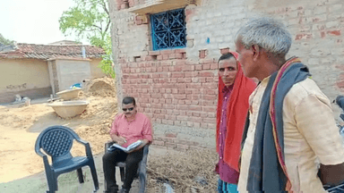 टनकुप्पा: भारत सरकार पशुपालन कल्याण बोर्ड की टीम पहुंची बड़ैला गांव, अग्नि पीड़ित परिवारों से की मुलाकात