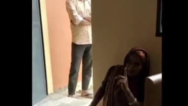 पिपलोदा: गांव शेरपुर ग्राम पंचायत की महिला सफाईकर्मी ने सचिव से कहा- मेरा वेतन दो वरना जहर खाकर यहीं मरूंगी