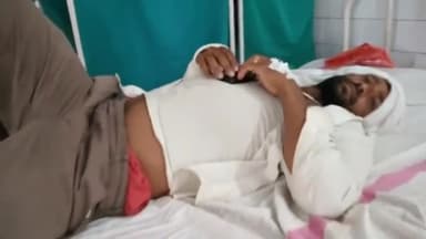 पन्ना: ग्राम बारहकगरे में भूंसा भरते समय बैल गाड़ी पलटी दो चचेरे भाई हुए घायल जिला अस्पताल रेफर।