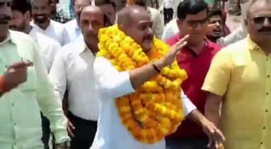 सुल्तानपुर: सभासद रमेश सिंह टिन्नू ने सुल्तानपुर में बनाया इतिहास, सिविल लाइन वॉर्ड से भाजपा के चुनाव चिन्ह पर चुने गए निर्विरोध