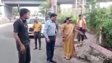 हुज़ूर: वृंदावन ढाबा के समीप बने नाले का महापौर मालती राय ने किया निरीक्षण, दिए दिशा निर्देश