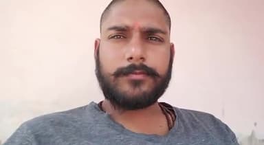 जलेसर: अवागढ़ में निकाय चुनाव में प्रत्याशियों को समर्थन देने को लेकर हिंदू एकता संगठन के संस्थापक शुभम हिंदू ने दी जानकारी