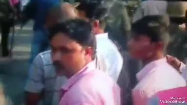 जयसिंहपुर: विभारपुर में कोटेदार की जांच के लिए गई पुलिस के सामने दबंगों ने शिकायतकर्ता के साथ की मारपीट