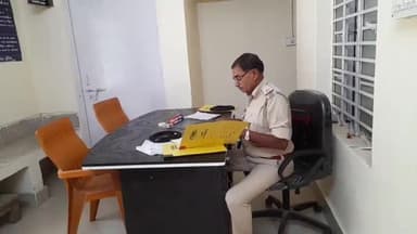 नावकोठी: बभनगामा के एक व्यक्ति के साथ मारपीट करने व रंगदारी मांगने को लेकर आरोपी के खिलाफ मामला दर्ज,  पुलिस कर रही है जांच