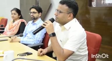 जगदलपुर: कलेक्टर चंदन कुमार का स्थानांतरण होने पर जगदलपुर जिला कार्यालय के प्रेरणा सभाकक्ष में विदाई समारोह का हुआ आयोजन