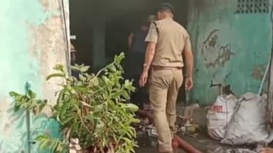 रूड़की: पुरानी तहसील क्षेत्र में अवैध पटाखा गोदाम में लगी आग, दहशत में आए स्थानीय लोग