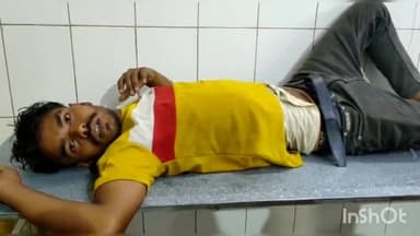 आरा: संदेश गांव में पूर्व के विवाद को लेकर युवक की डंडों से की गई पिटाई, सदर अस्पताल में कराया गया भर्ती