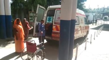 गोटेगांव: सरकारी अस्पताल गोटेगांव से जिला अस्पताल के लिए रेफर हुई गर्भवती महिला का एंबुलेंस वाहन में सुरक्षित कराया गया प्रसव