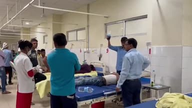 हज़ारीबाग: एक युवक ने ज़हर खाकर हज़ारीबाग झील में लगाई छलांग, दो युवकों ने बचाई जान