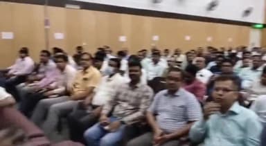 बुलंदशहर: यमुनापुरम स्थित डीपीएस स्कूल में निकाय चुनाव को लेकर हुआ प्रशिक्षण कार्यक्रम का आयोजन