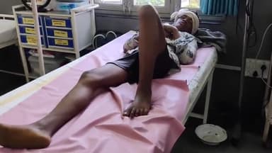 बैतूल नगर: पाटाखेड़ा गांव में खेत में काम कर रहे युवक को सांप ने काटा, जिला अस्पताल में कराया गया भर्ती